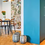 아파트 Tropica Garden - Nowe Kolibki 그디니아