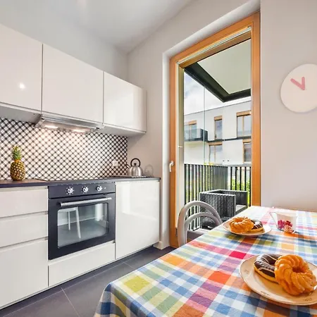 Tropica Garden - Nowe Kolibki Apartment Gdynia
